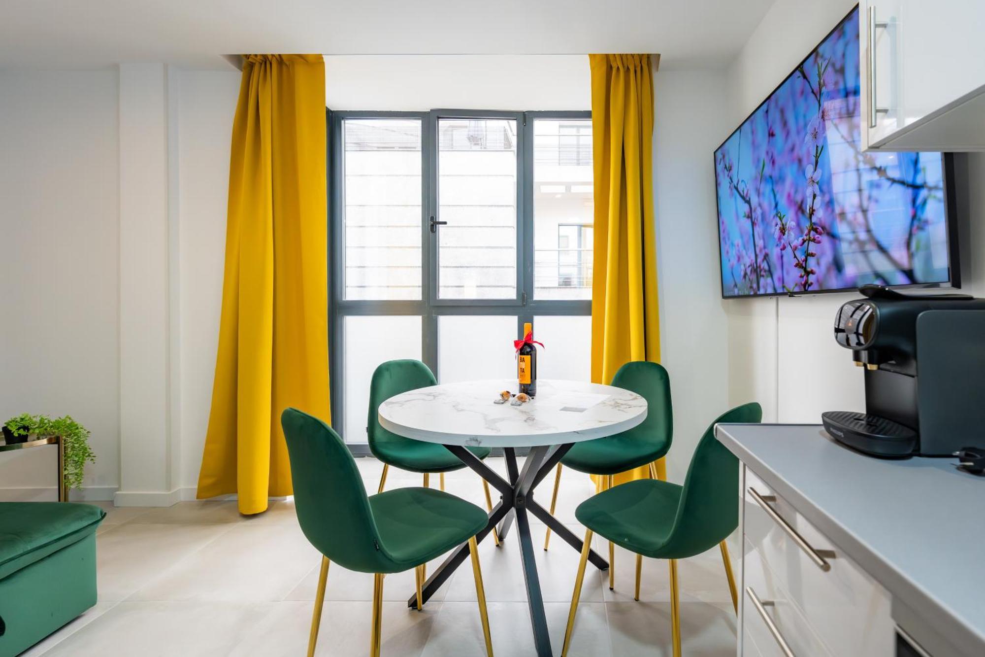 Lemon Apartment & Hotels Bernabeu Madrid Kültér fotó