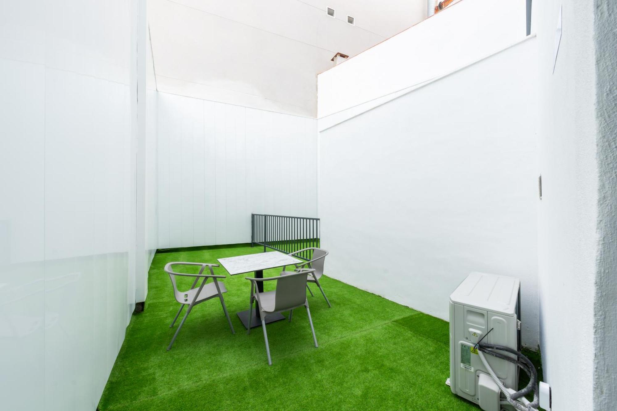 Lemon Apartment & Hotels Bernabeu Madrid Kültér fotó